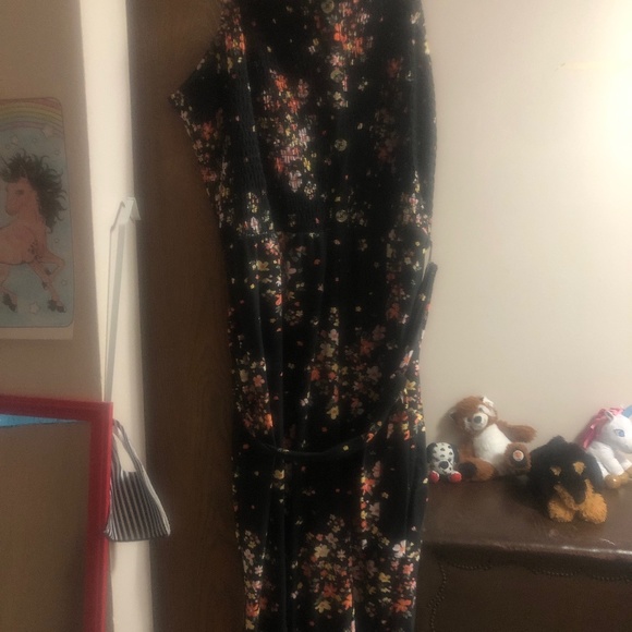 Jumpsuit - Picture 1 of 1